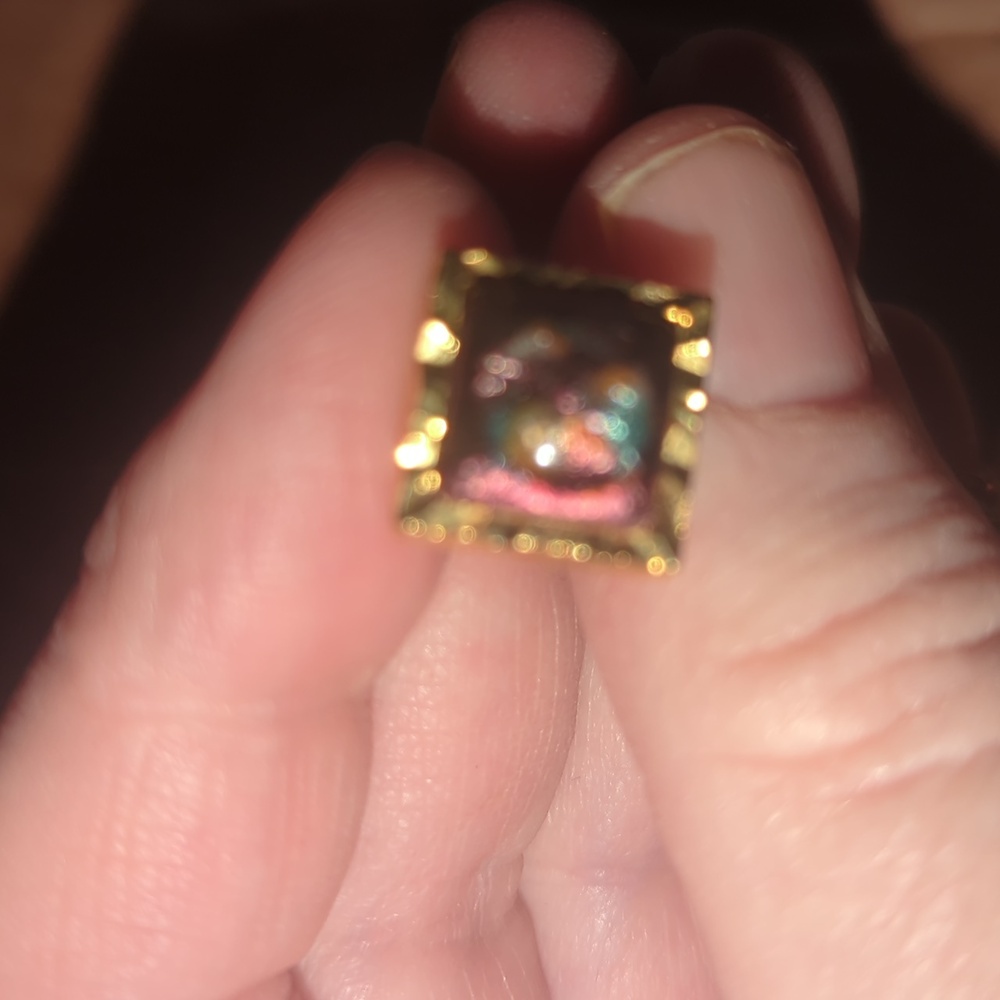 Elegant Gold and Multicolor Cuff Links And Neck Tie Jewelry - Picture 2 of 9